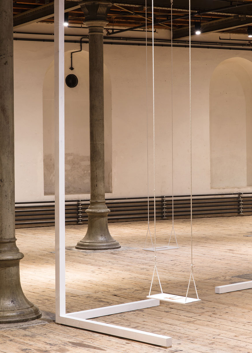 Luka Berchtold - OUIAIOUU – KMMNKTNSKBS, 2014, 5 × 5 × 5 m, wood, tightropes, found chair / Semperdepot Vienna (c) Melanie Schneider